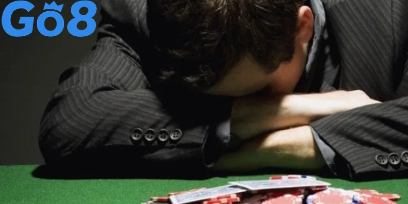 Minh họa bẫy tâm lý chơi bài thường gặp